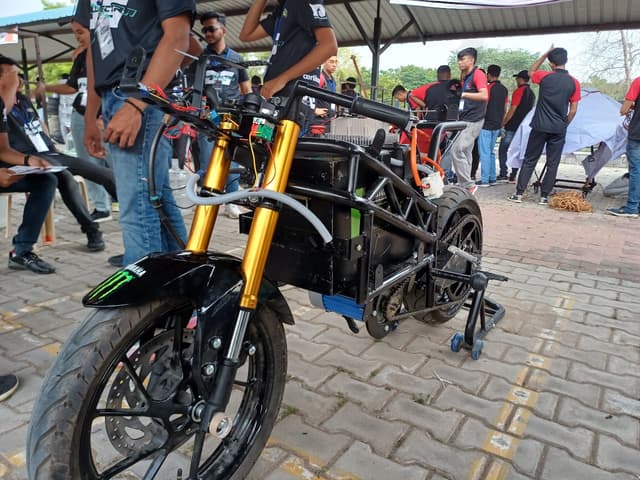 Team Bolt Work 1
