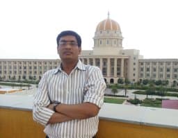 Dr. Pradeep Tiwari